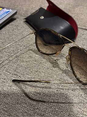 Ray-Ban Gold Metal Frame Sunglasses with Brown Gradient Lenses